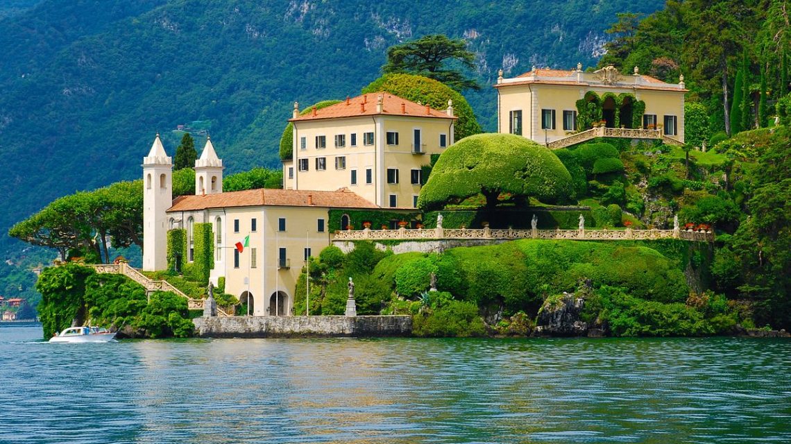 Top 10 Lake Como Villas by Boat